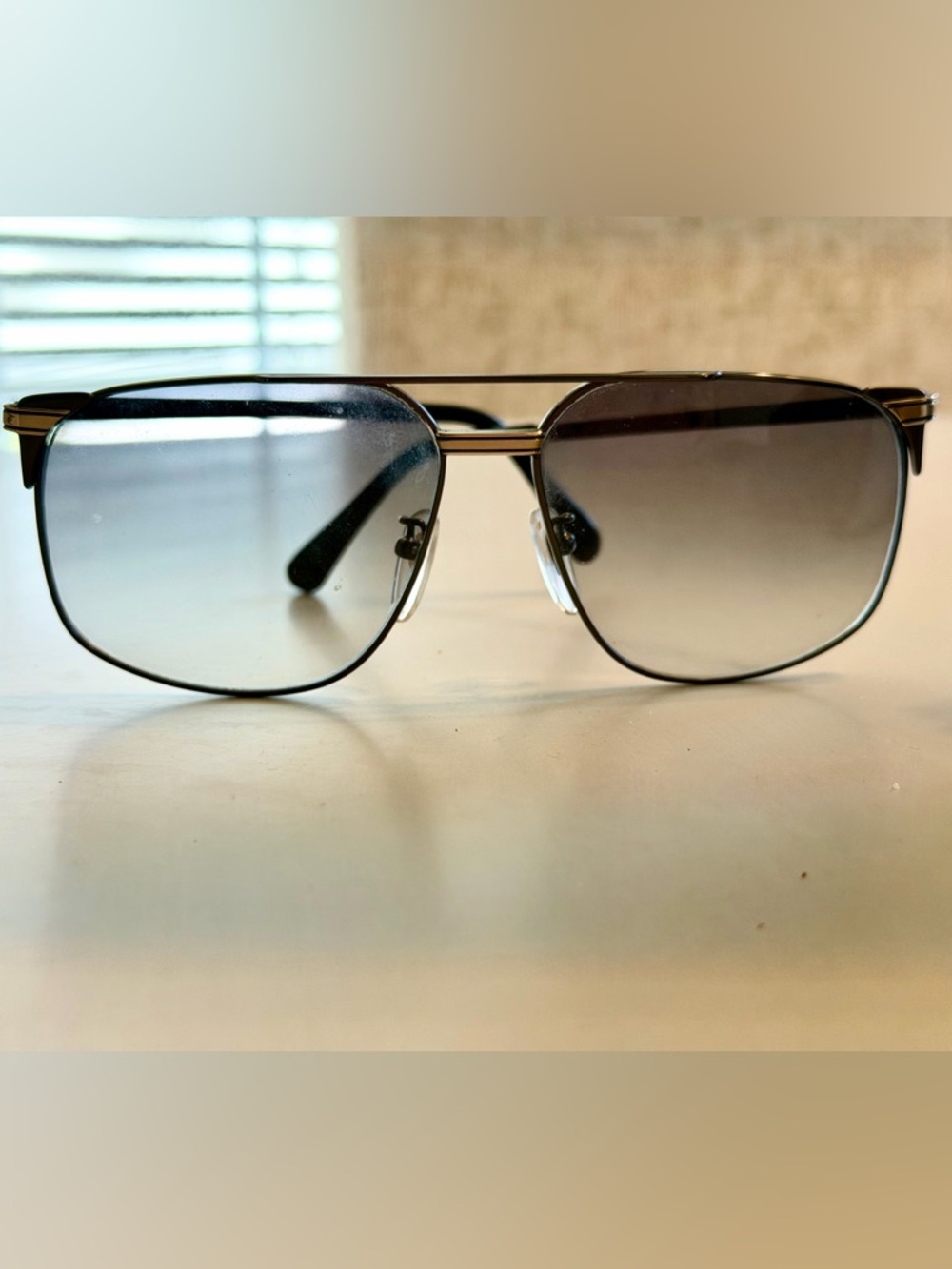 Authentic GUCCI Black/ silver Aviators - Picture 7 of 16